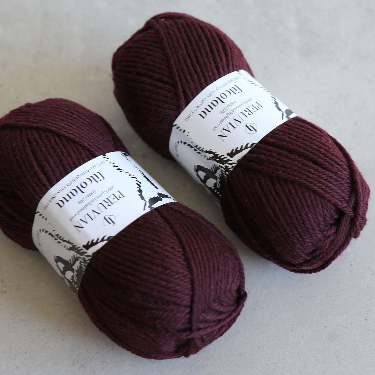 Peruvian 382 Mørk bordeaux Filcolana