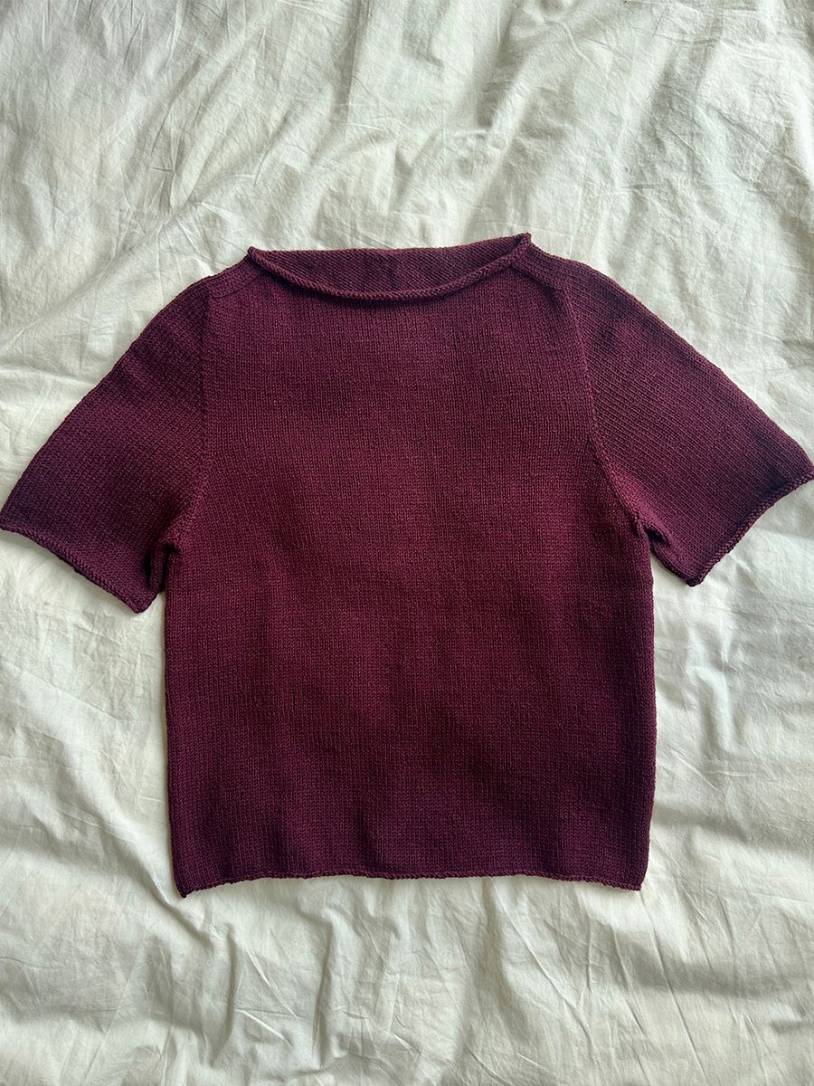Ivy Tee oppskrift fra PetiteKnit