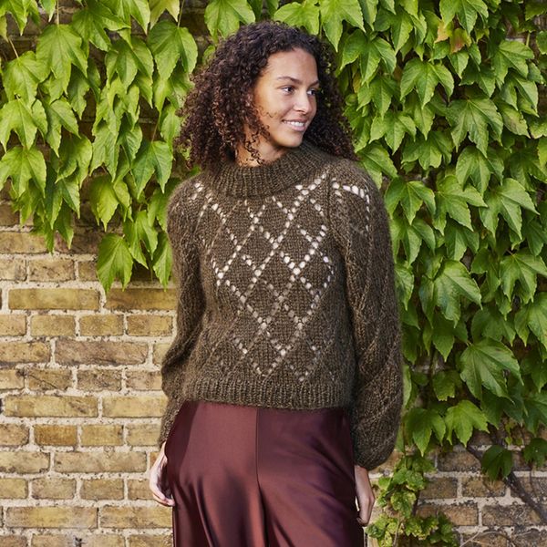 Hovedbilde 8932123 Chunky Sweater med hullmønster i Bella by Permin, ...