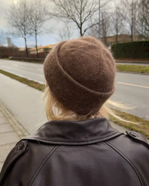 Hovedbilde Oslo Lue fra PetiteKnit oppskrift